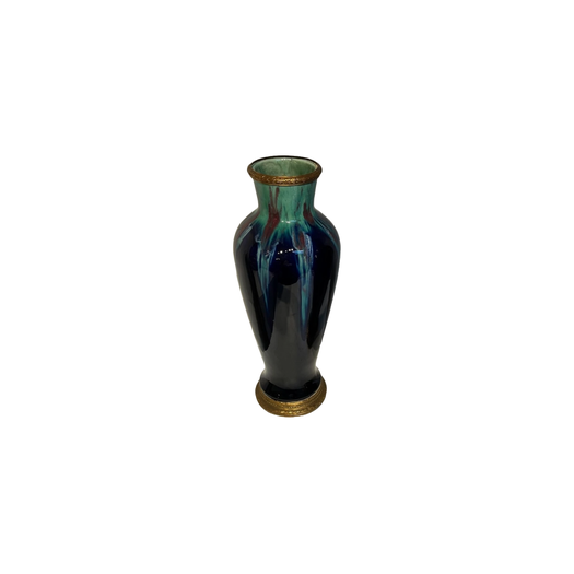 Serves - a pair of large blue vases