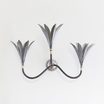 A Three-way Flower Light