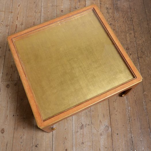 A Chinese-style Coffee Table ­