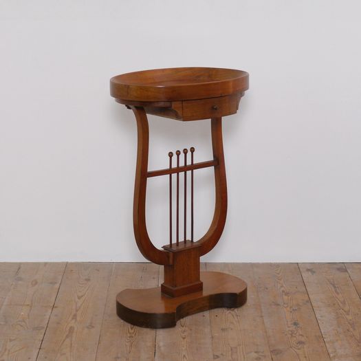 A Lyra Side Table