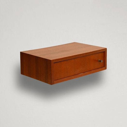 A Pair of Flying Bedsides