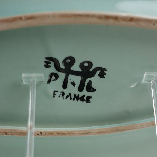 Green & Black Ceramics