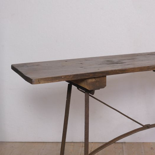 A Rustic Wash Table
