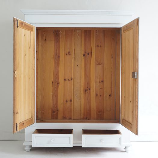 Antique Continental Wardrobe