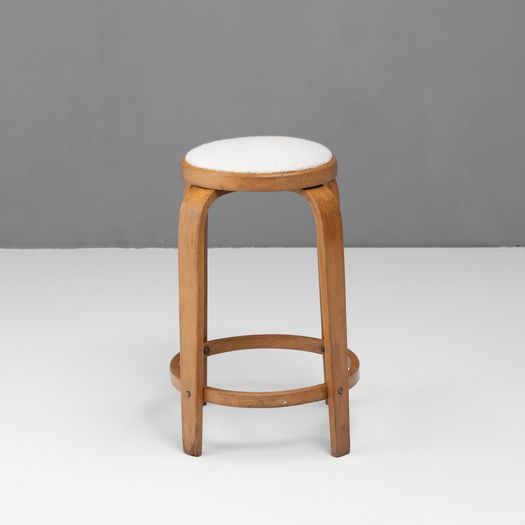 Bent-Ply Stool