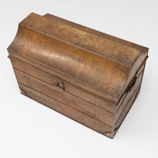 Tin Trunk