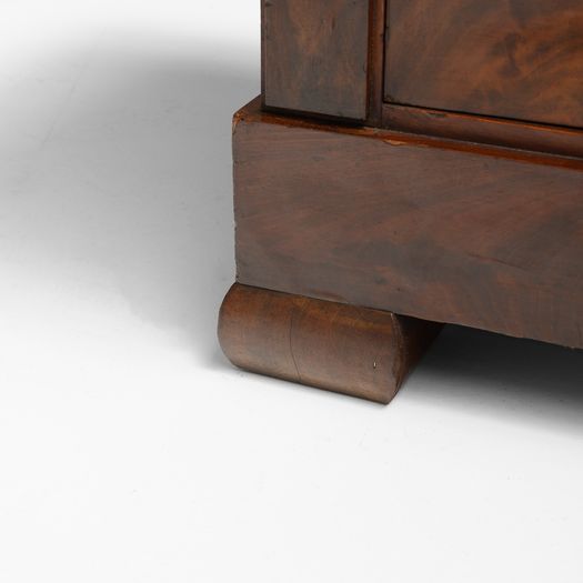 Mahogany Commode