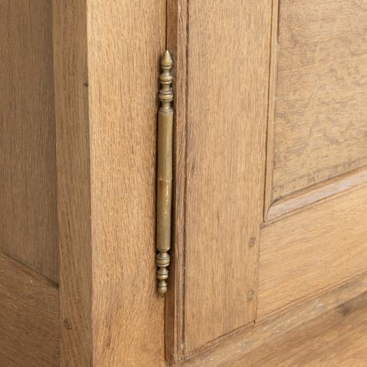Chestnut Cupboard