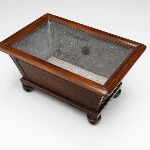 Mahogany Cellarette