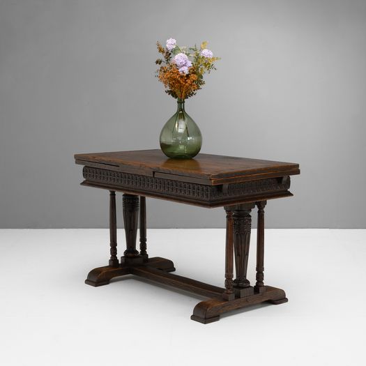 Draw Leaf Table