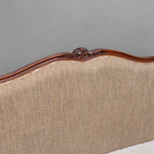 Three Panel Corbeille Bed