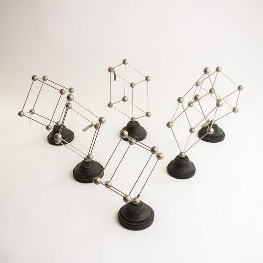 A Set of Geometric Teaching Shapes