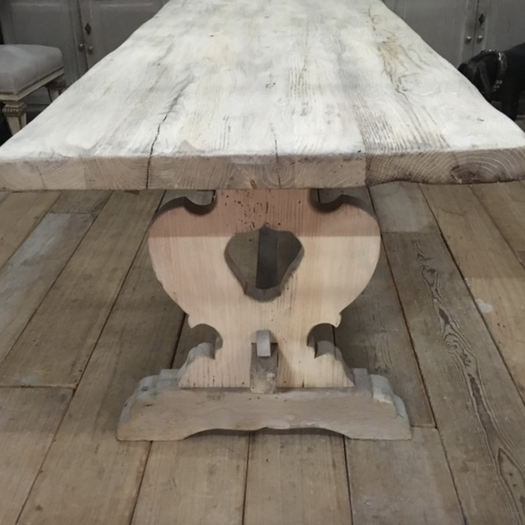 Italian Early 20th Century Bleached Oak Dining Table