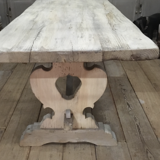 Italian Early 20th Century Bleached Oak Dining Table