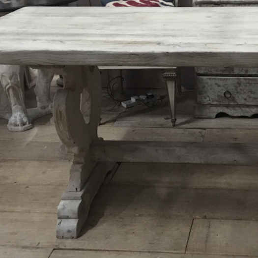Italian Early 20th Century Bleached Oak Dining Table